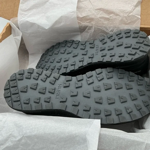 KURU ATOM Trail Shoes - Black and Green